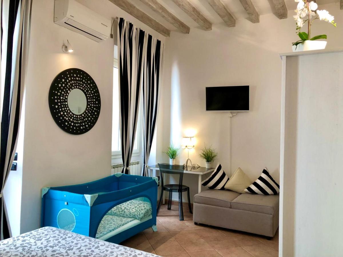 Santa Croce Garden Apartment フィレンツェ エクステリア 写真